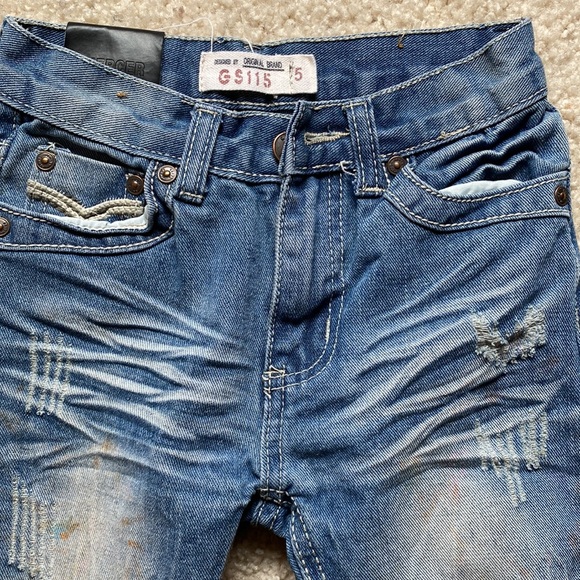 Boys Size 5 Destructed Denim Jeans - Picture 2 of 8